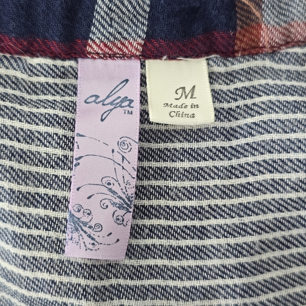 Ayla Plaid Tunic With Pockets Size Medium - Picture 12 of 13